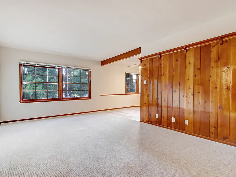 12224-34 Chandler Blvd — Photo 17