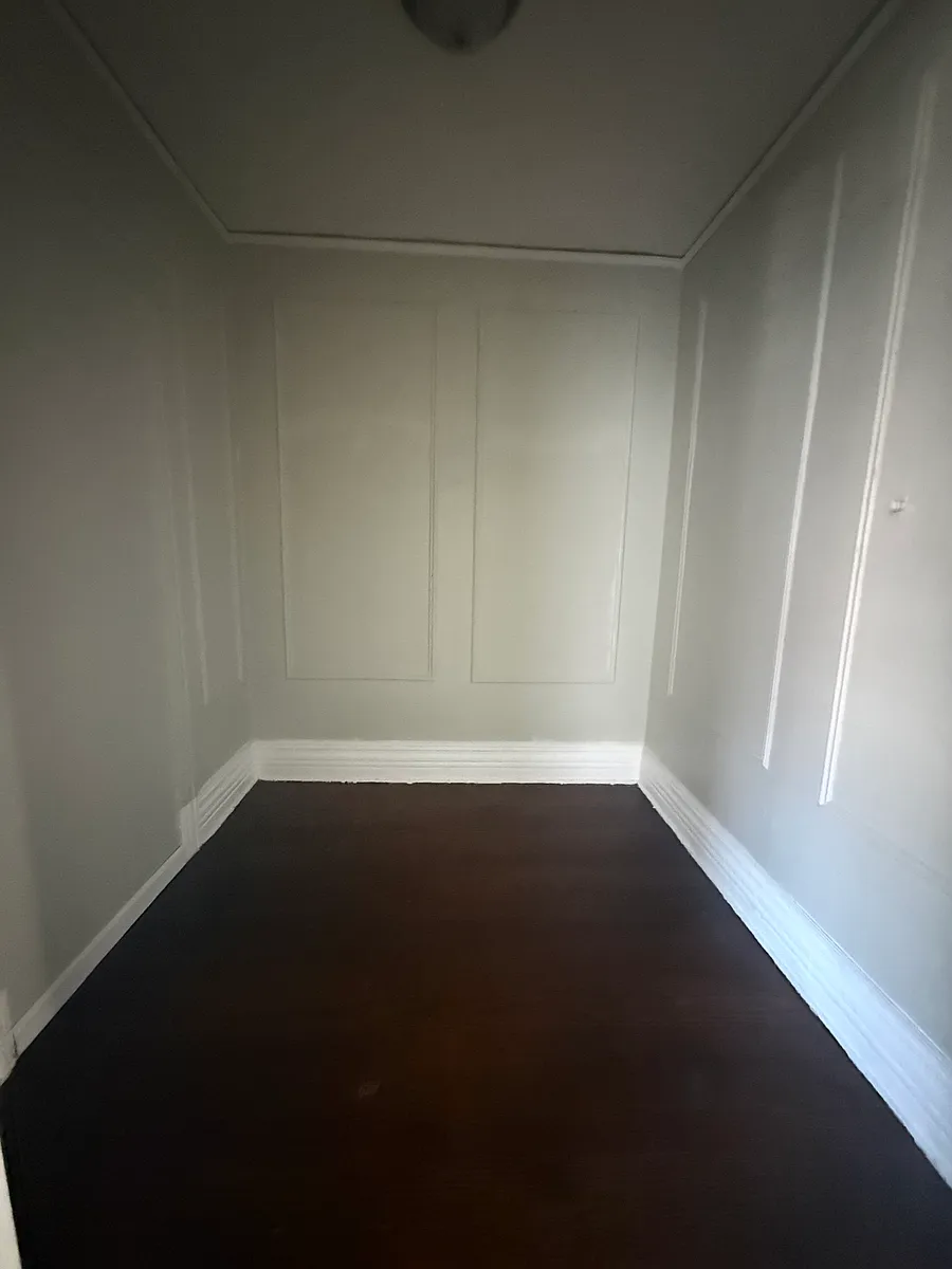 Building Photo - 138 Seymour Ave #2R
