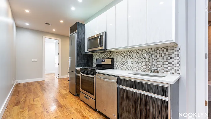 Rented by Nooklyn NYC LLC | media 3