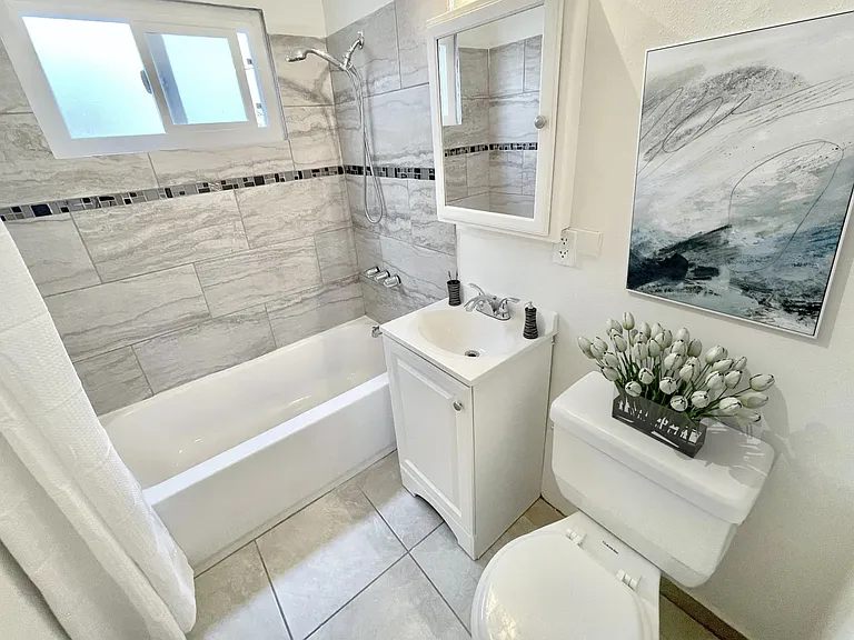 12730 Pacific Ave — Photo 4