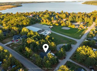 7038 Lake St, Hamilton, ON K0L 1B0