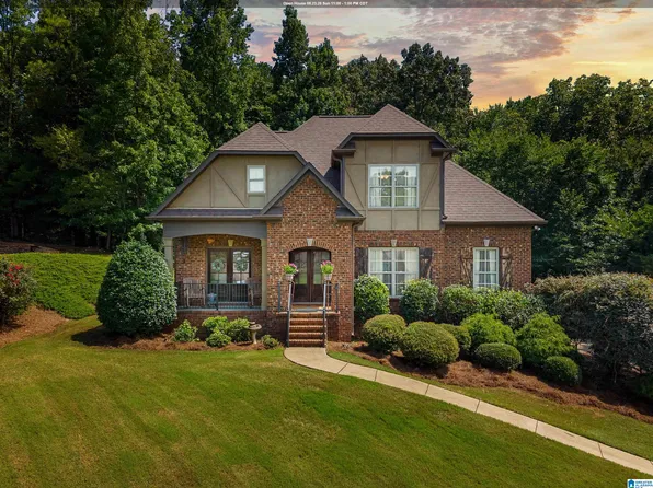 569 Woodruff Pkwy, Leeds, AL 35094