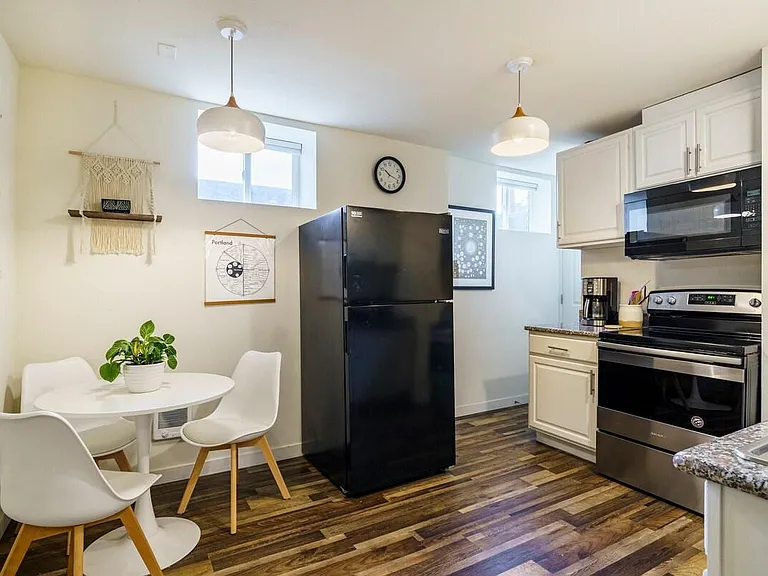 5506 NE Hoyt St #B — Photo 18