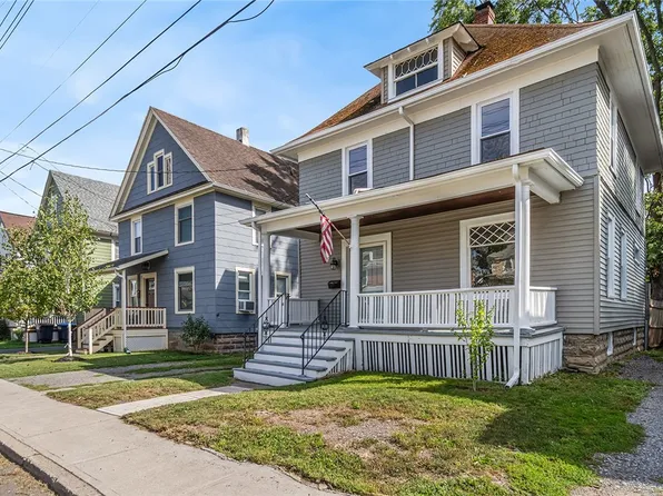 11 Goodelle Ter, Geneva, NY 14456