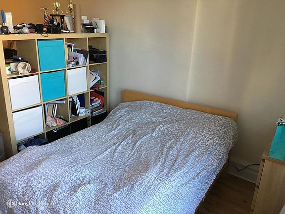 2nd image of 357 Sterling Pl APT 3C