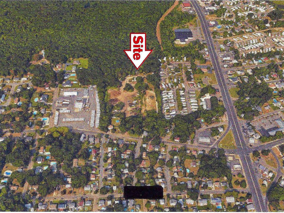 2nd image of 469 S Laurel Ave