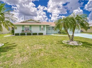 736 Ojai Ave, Sun City Center, FL 33573