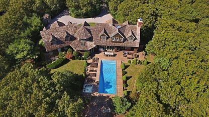 3rd image of 5 Highview Dr