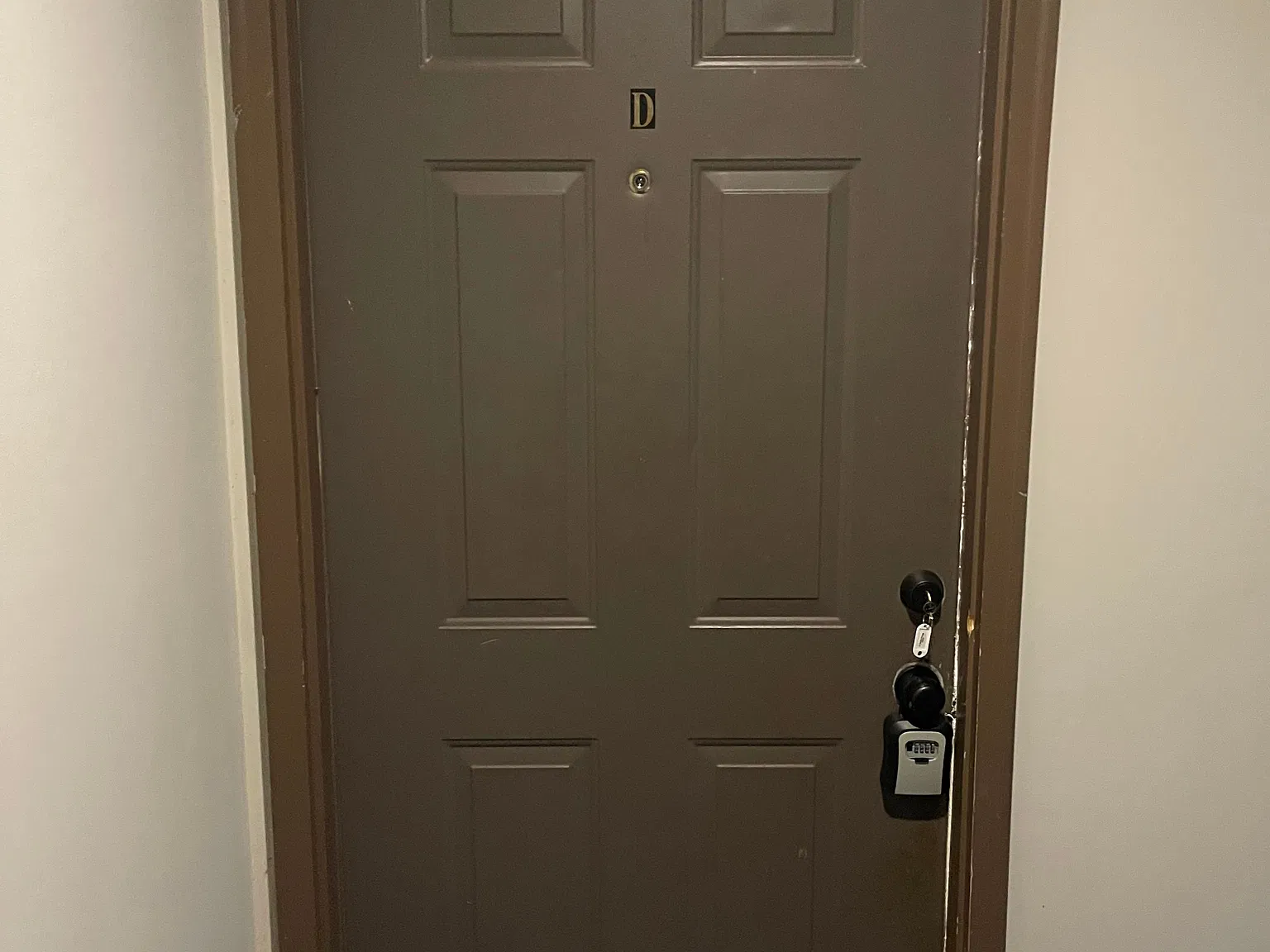 2 bed, 840 sqft, $1,050 — Photo 2