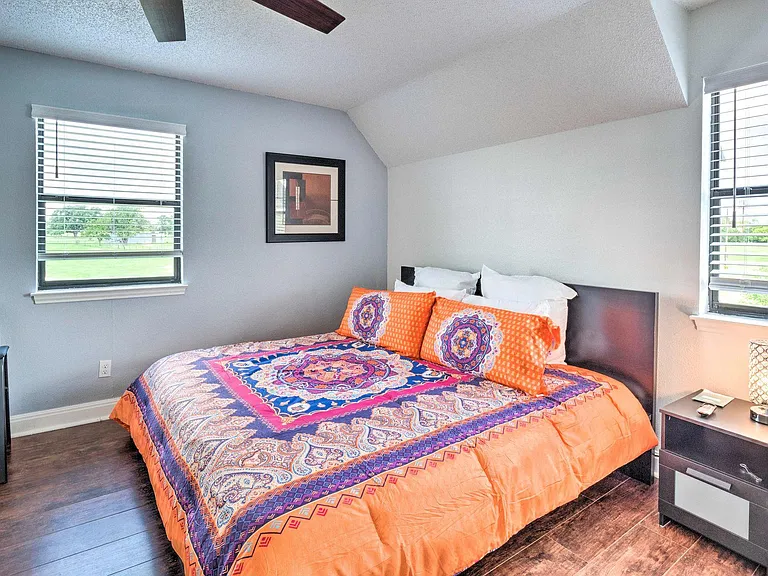 15805 Richards Dr — Photo 21