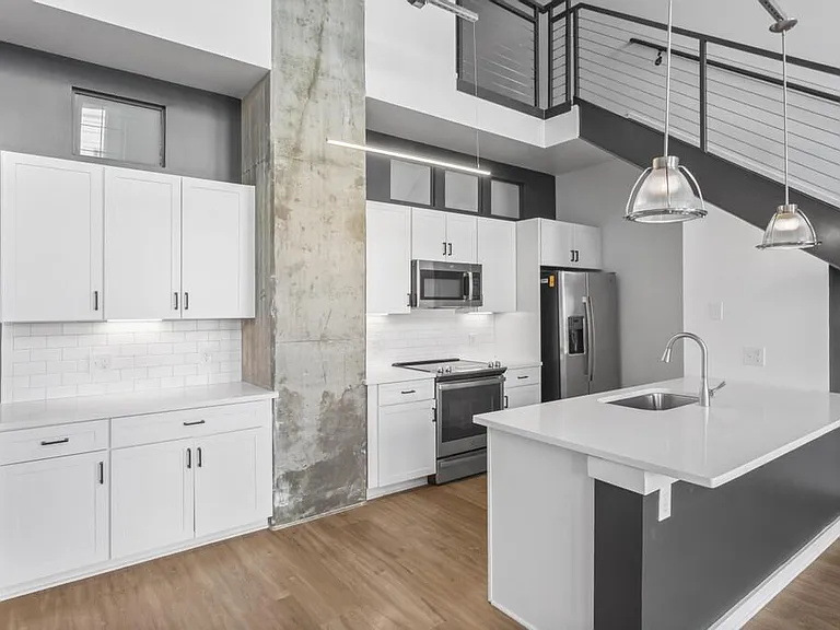 17th Street Lofts — Photo 12