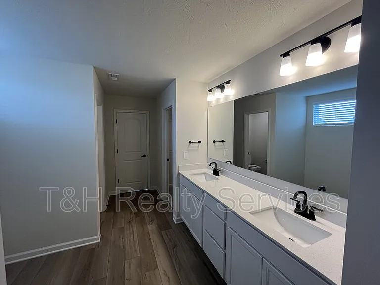 13132 Himalaya Cir — Photo 22