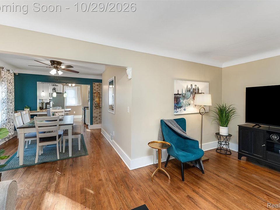 724 Gardenia Ave, photo 5
