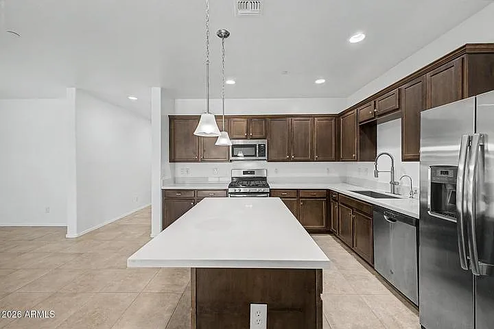 21254 W Hubbell St — Photo 22