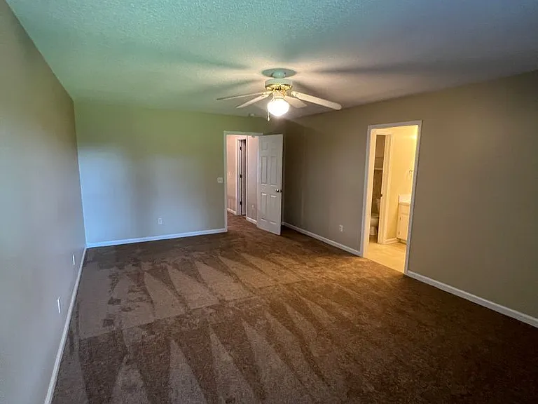176 Woodmere Dr — Photo 14