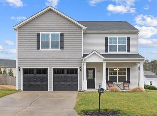 5406 Broadleaf Rd, Summerfield, NC 27358