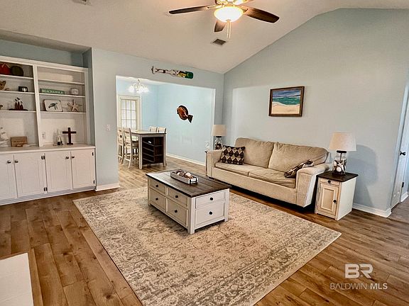 5th image of 106 Shiloh Dr