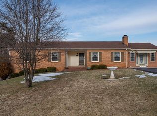 99 Rosamae Dr, Roanoke, VA 24019