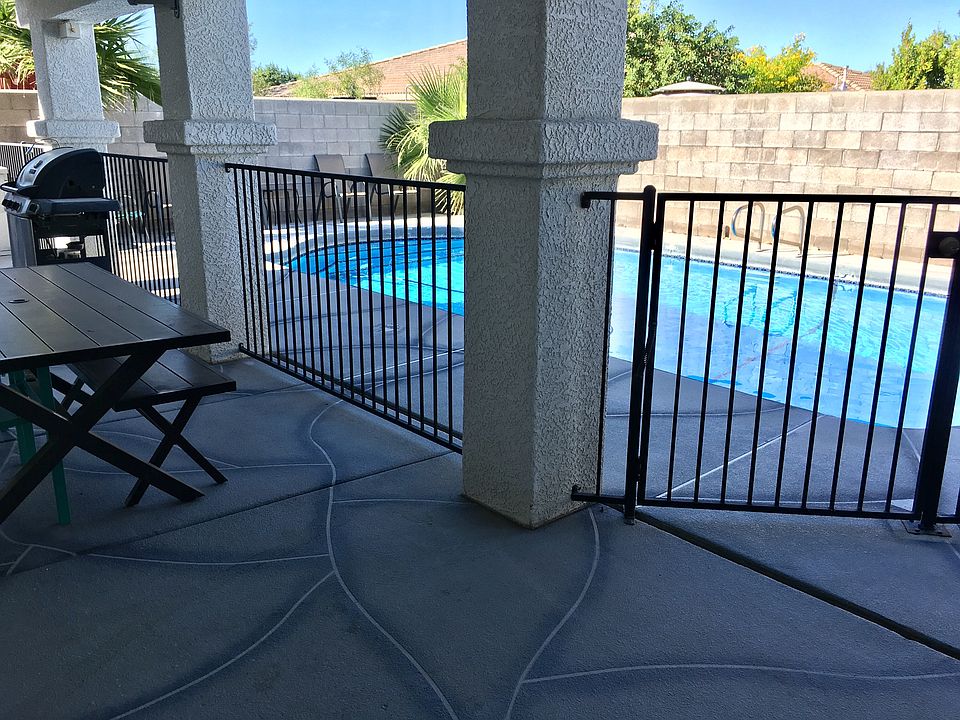 1st image of 1300 Larchwood Cir