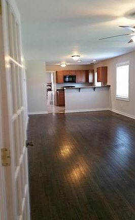 5th image of 5233 Pine Crest Ave