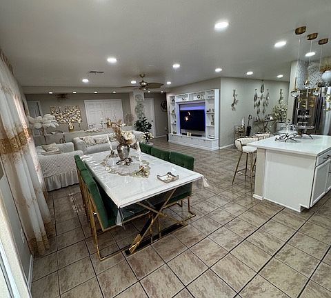 4th image of 15548 W Evans Dr