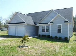 530 Fennell Town Rd, Burgaw, NC 28425