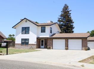2267 W Della Ct, Porterville, CA
