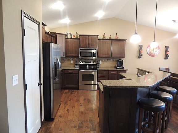 3rd image of 336 Tailfeather Dr NW