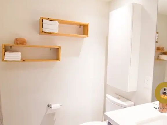 4th image of 311 E 6th Ave #615