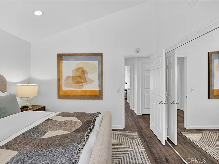 431 Nyes Pl — Photo 28