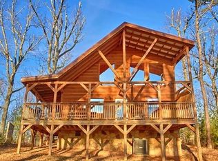 4225 Dollys Dr, Sevierville, TN 37876