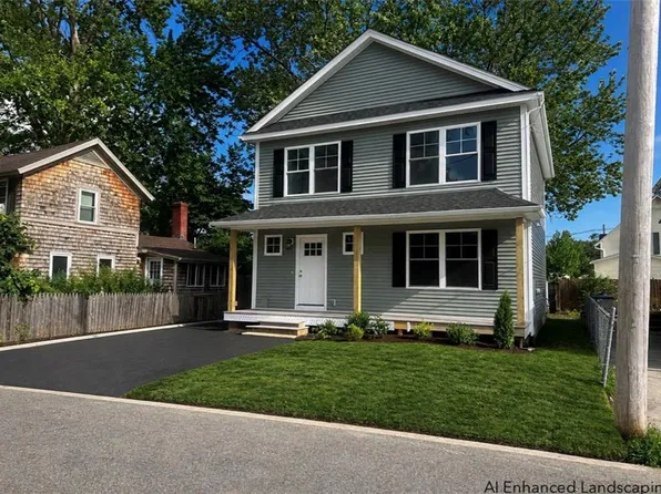 32 Adams Ave, Riverside, RI 02915
