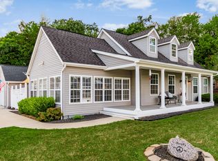 35 Bay View Dr, Buckeye Lake, OH