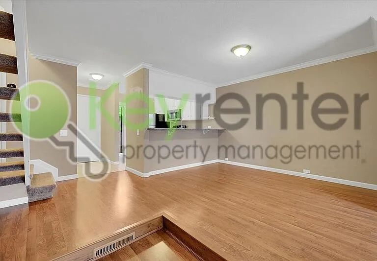 2254 Woodside Ln #2 — Photo 10