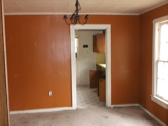 3rd image of 4148 Marston Ave