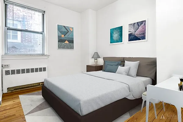Rented by Anchor Associates | media 12