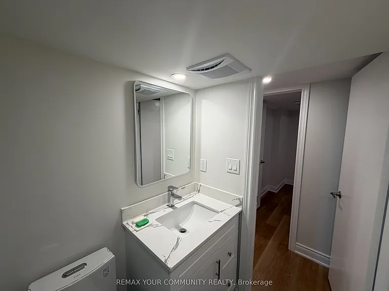 414 Wycliffe Ave — Photo 13