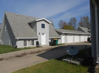 822 Lincoln Ave UNIT B, Bismarck, ND 58504