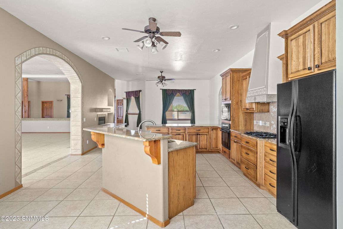 next background image