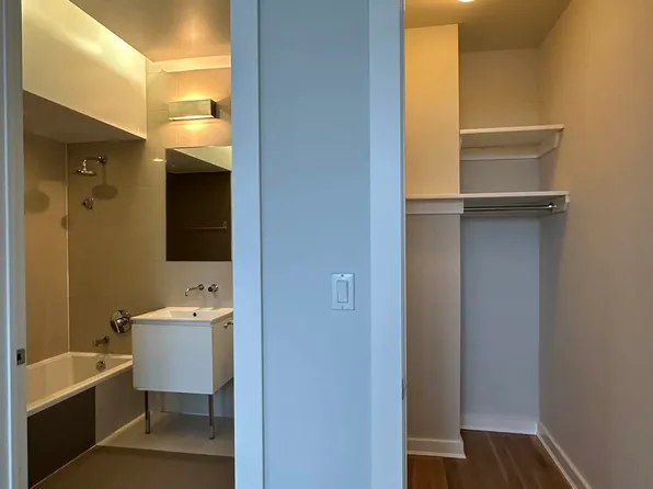 71-13 60 Lane image 7 of 17