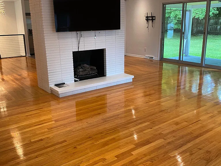 1640 Squaw Creek Dr — Photo 2