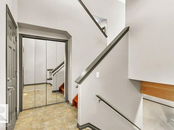 3rd image of 4217 McMullen Pl SW