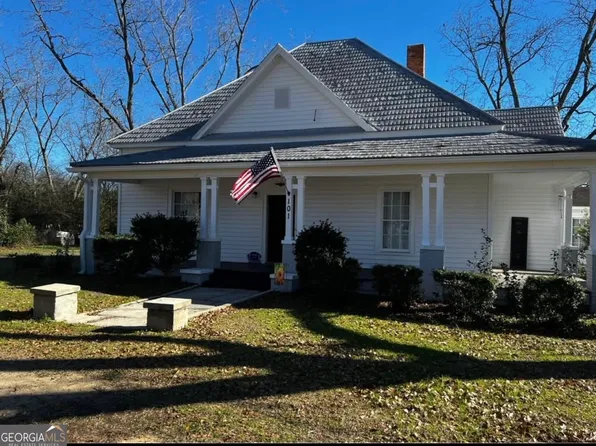 101 Harvey St, Dexter, GA 31019
