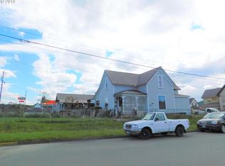 722 Willow St, Myrtle Point, OR 97458