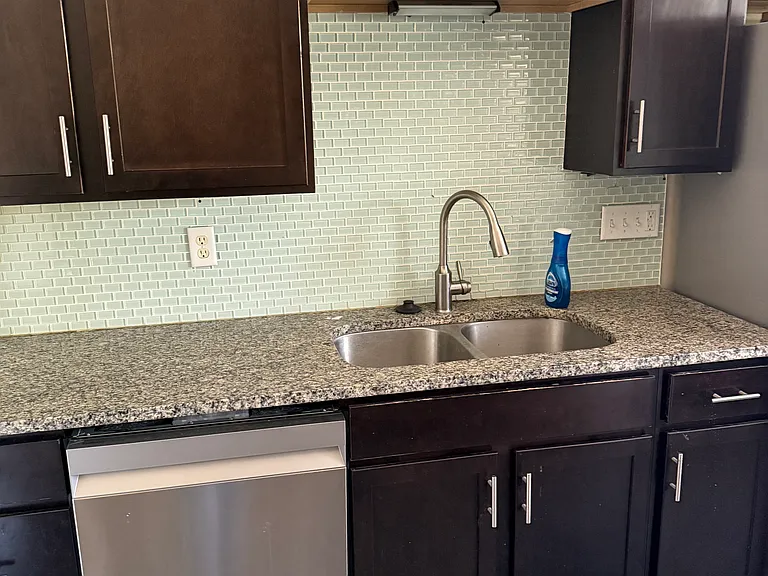 8421 Delmar Blvd #2E — Photo 6