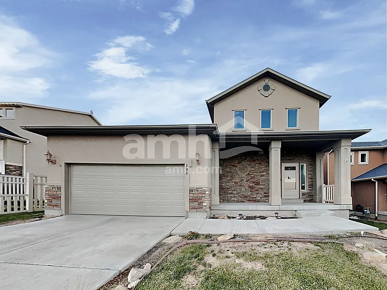 294 W Rocky Creek Way — Photo 1