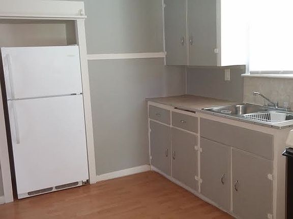 5th image of 1016 N 11th St