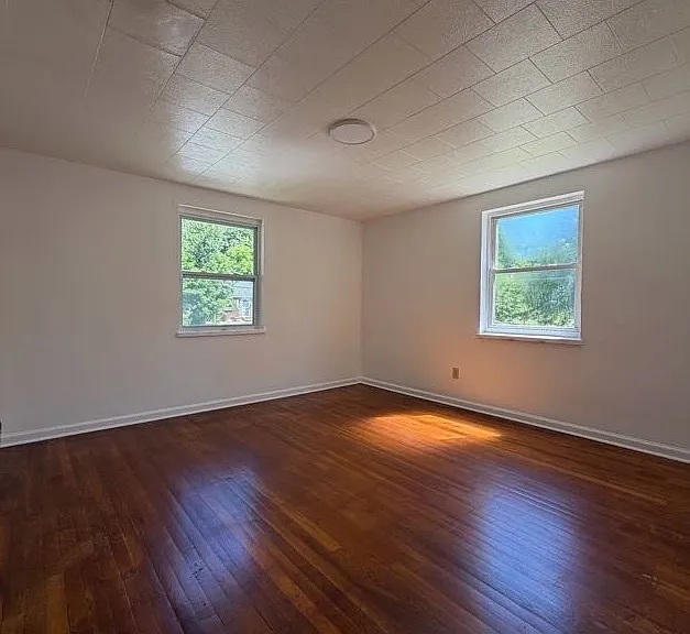 164 Lynnwood Dr — Photo 8