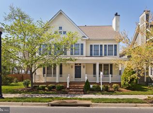 1314 S Glebe Rd, Arlington, VA 22204