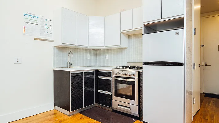 Rented by Nooklyn NYC LLC | media 15